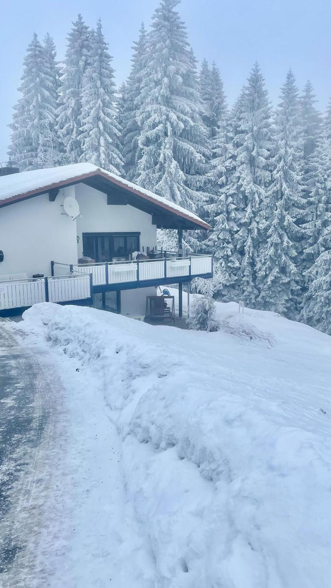 Appartamento Haus Waldblick Philippsreut Esterno foto